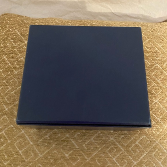 14:09  Ulysse Nardin Wooden Box - Picture 14 of 15